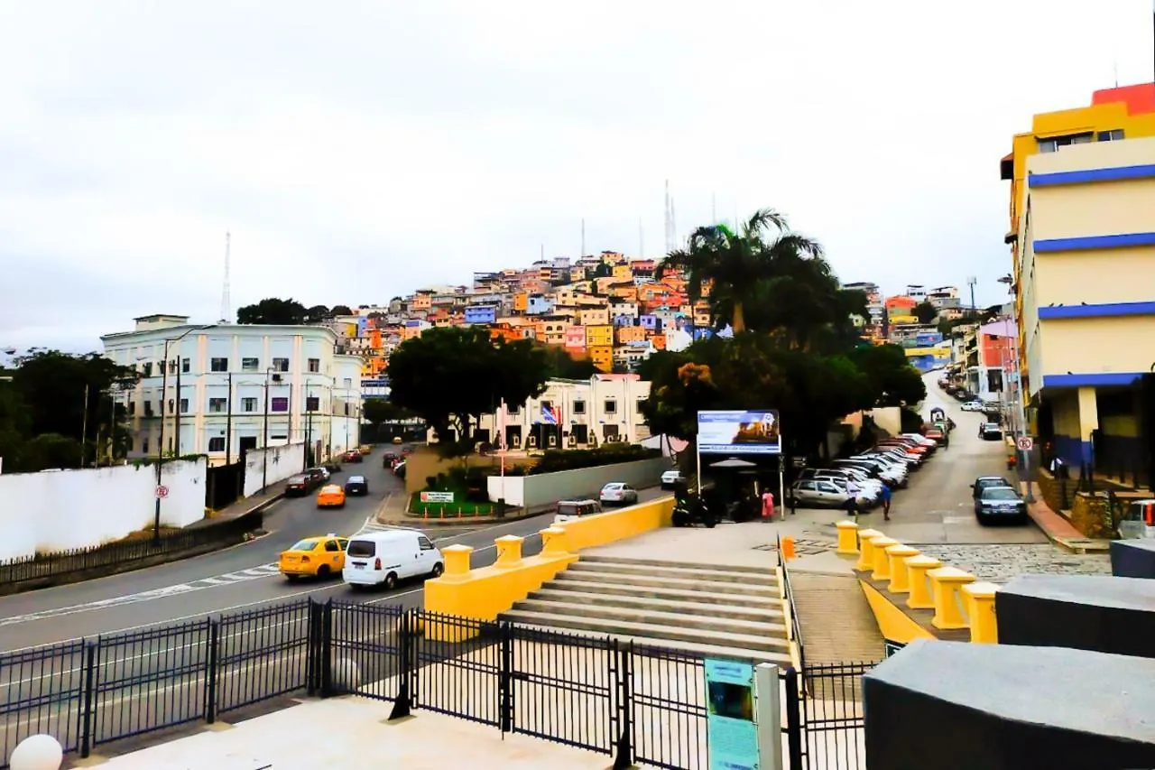 Puerto Santa Ana, Suite Con Vista Al Rio Guayaquil