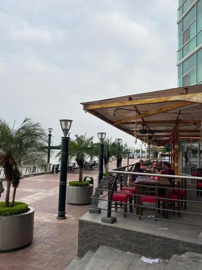 Puerto Santa Ana, Suite Con Vista Al Rio Guayaquil