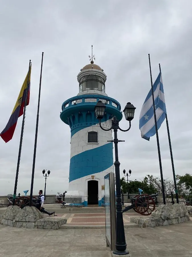 Daire Puerto Santa Ana, Suite Con Vista Al Rio Guayaquil