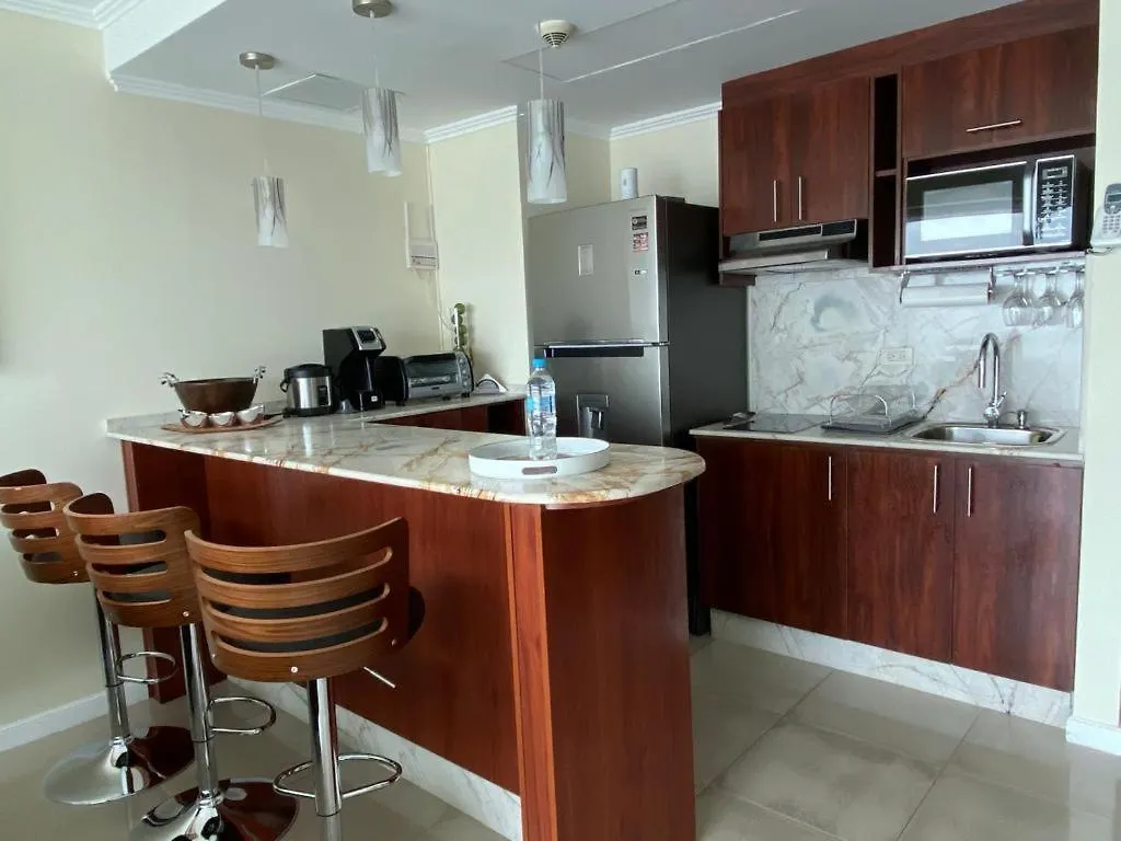 Puerto Santa Ana, Suite Con Vista Al Rio Guayaquil Daire
