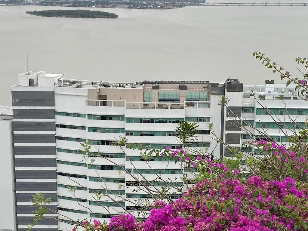Puerto Santa Ana, Suite Con Vista Al Rio Guayaquil